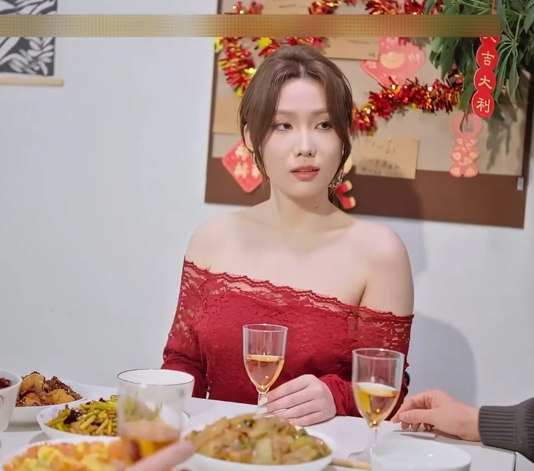 某传媒MD0379家庭剧情1部1.81G绝密展示