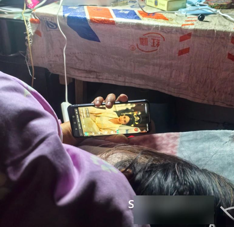 外站小李子给力乱妈作品37部601MB太疯狂了