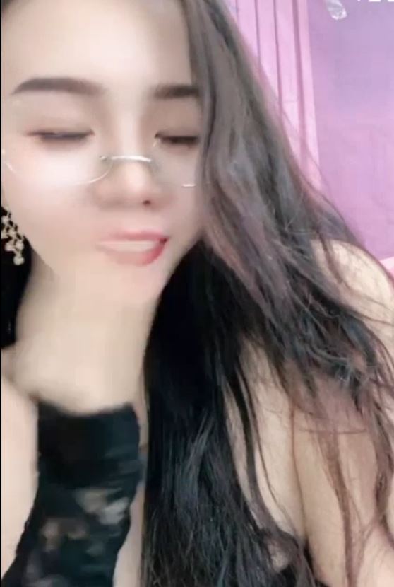 鱼鱼腿很长抖音私密运动5V合集1.46GB太辣了