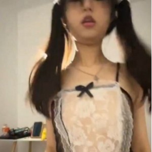 海角魏先生良家少女约会视频合集88部15.5G绝美身姿