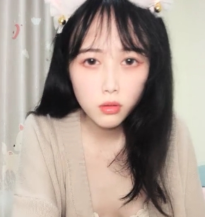 卡哇伊妹子小小兔耳私房视频1V480M清纯度爆表