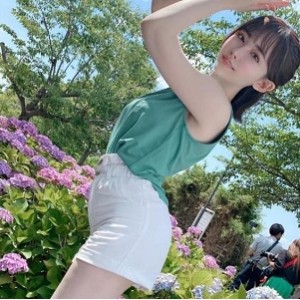 抖音三寸妹子无敌巨巨车58部2.5G白嫩美腿