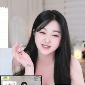 推特eli05021212无圣光直播合集2.8G韩国高颜值太诱人了