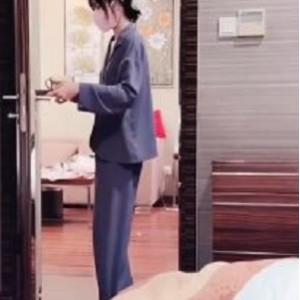 OnlyFans粉色情人全系列C服互动合集57部40G极致某处